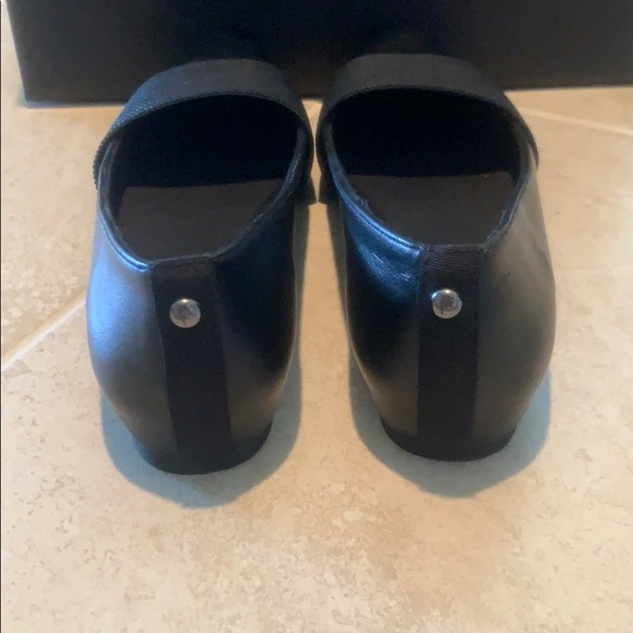 Vera Wang flats - Picture 4 of 8